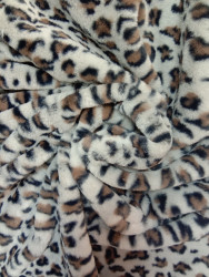 Мех для верхней одежды под " Кролика" Леопард 